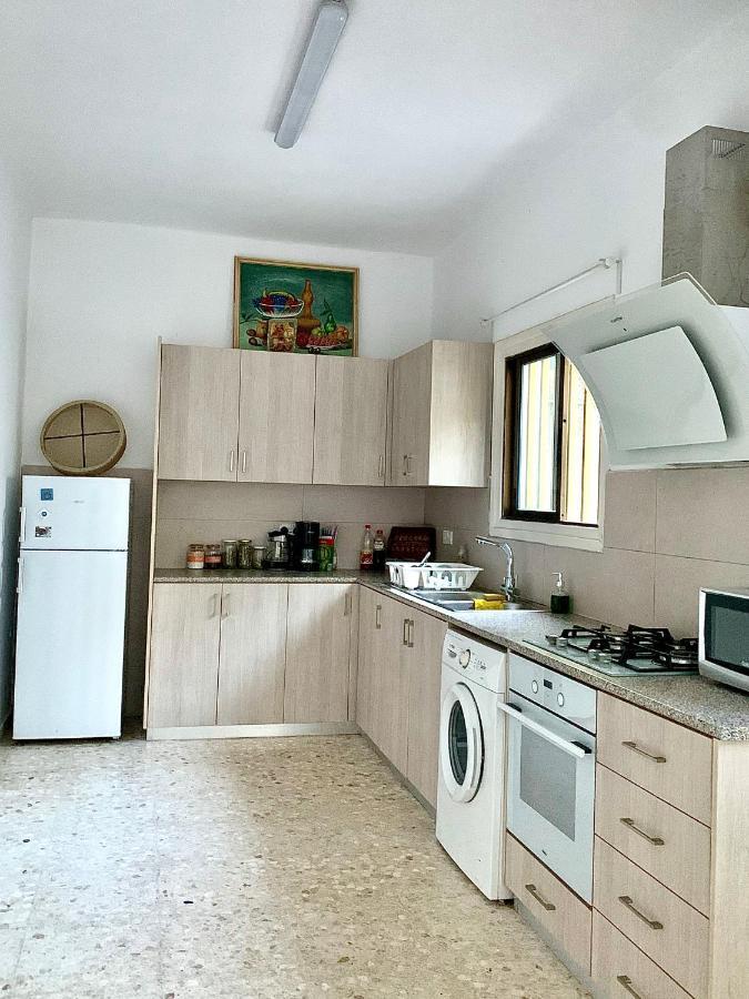 Ferienwohnung The Bay Laurel Limassol Exterior foto