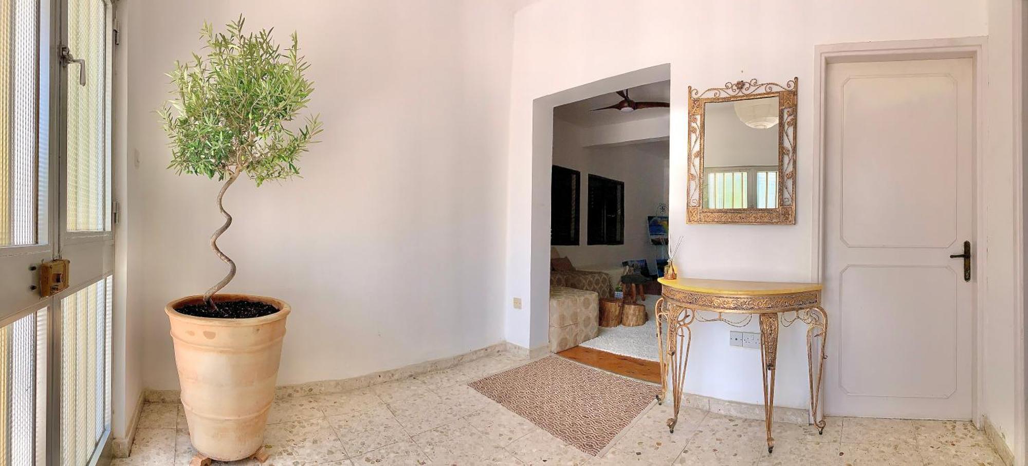 Ferienwohnung The Bay Laurel Limassol Exterior foto